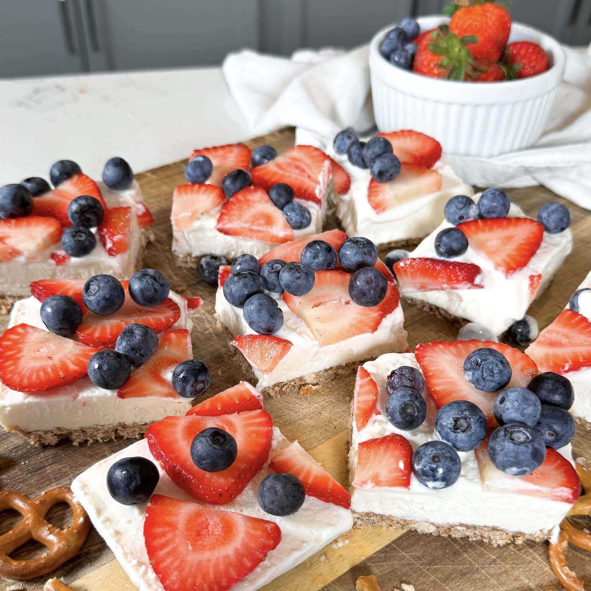 high protein no bake cheesecake bars