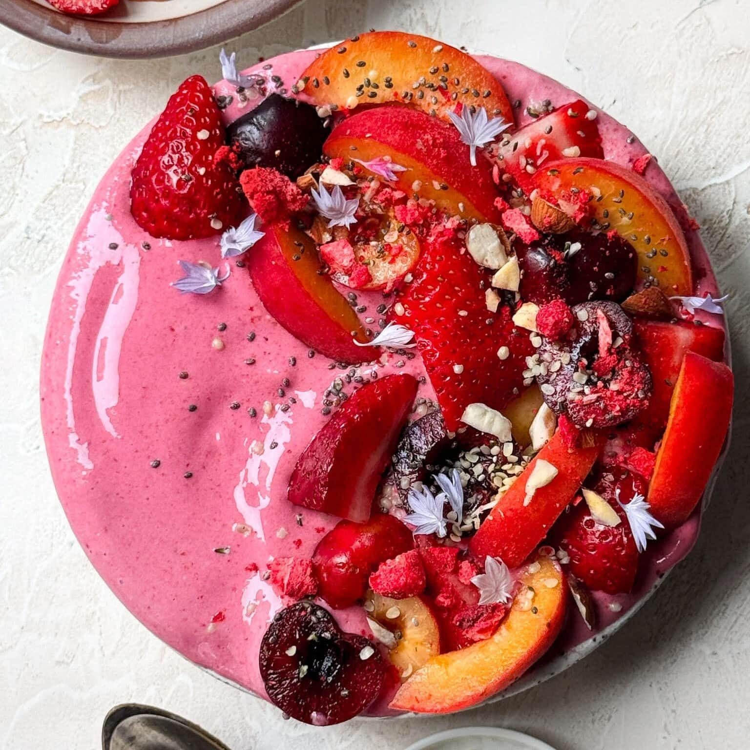 coverphoto frozencottagecheesesummerfruitsmoothiebowl#2w.oproduct
